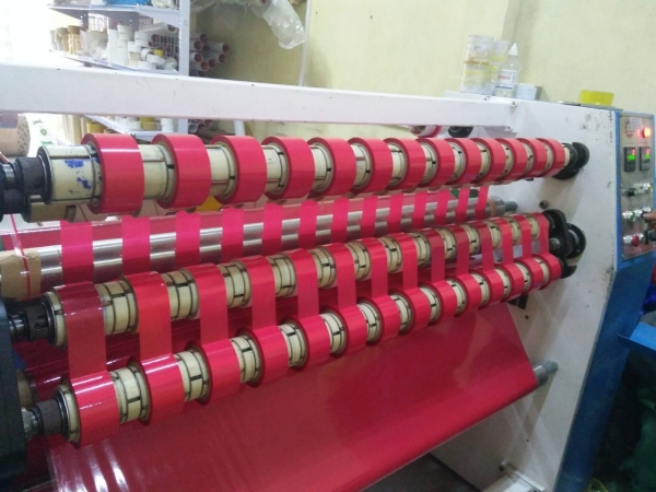 Máy sản xuất băng keo - Băng Keo Thành Thắng - Công Ty CP Công Nghiệp Thành Thắng